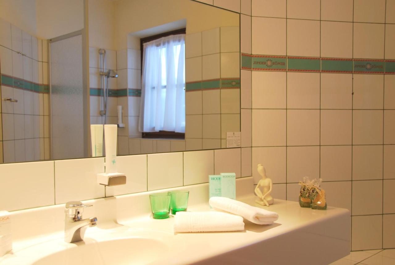 Hotel Zum Jungen Roemer 라드스타드트 외부 사진