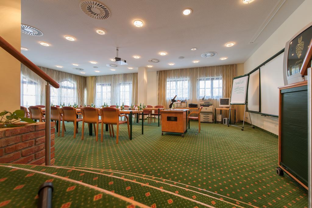 Hotel Zum Jungen Roemer 라드스타드트 외부 사진