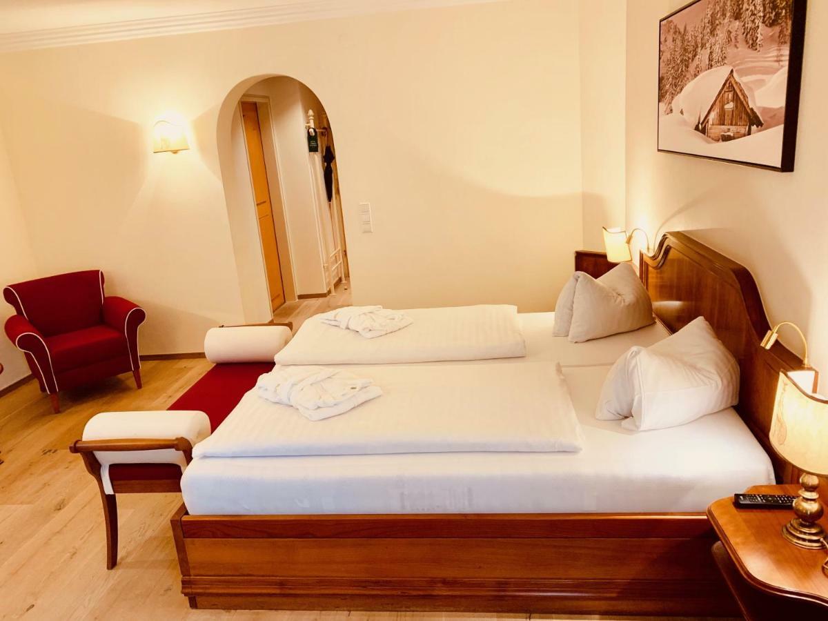 Hotel Zum Jungen Roemer 라드스타드트 외부 사진